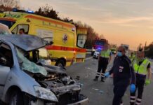 Επιζώντες τροχαίων καθηλωμένοι σε αναπηρικά αμαξίδια μιλούν στην κάμερα