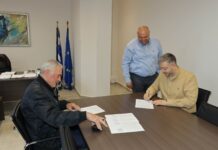 Δ. Ωραιοκάστρου: Υπογράφηκε η σύμβαση για την ασφαλτόστρωση της οδού της κεντρικής εισόδου στον Πεντάλοφο