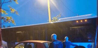 Ωραιόκαστρο ΤΩΡΑ : Κακοπαρκαρισμένο ΙΧ δημιούργησε κυκλοφοριακό πρόβλημα