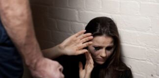 Θεσσαλονίκη: Έδειρε τη γυναίκα του γιατί έκλαιγε το μωρό