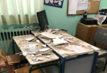 Έπεσε το ταβάνι σε σχολική αίθουσα – Από τύχη δεν τραυματίστηκαν οι μαθητές