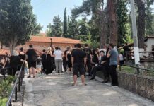 Ωραιόκαστρο: Θρήνος για τον χαμό της 16χρονης – «Έφαγε ένα χοτ ντογκ και κατέρρευσε», λέει η μάνα της