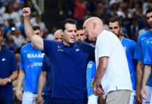 Δάκρυα για τον Νίκο Γκάλη, χαμόγελα για την Εθνική ομάδα
