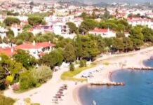 Χαλκιδική: Άγριος ξυλοδαρμός ηλικιωμένου ζευγαριού από υπεύθυνο beach bar – Συγκλονιστική μαρτυρία