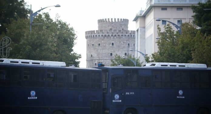 αστυνομια ΜΑΤ