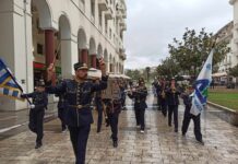 Εντυπωσίασε η Φιλαρμονική Ορχήστρα του Δ. Ωραιοκάστρου δίνοντας… ρυθμό στο κέντρο της Θεσσαλονίκης