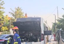 Ωραιόκαστρο: Φωτιά ΤΩΡΑ σε λεωφορείο του ΚΤΕΛ, βίντεο