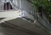 Θεσσαλονίκη: Φορτηγό έπεσε πάνω σε μπαλκόνι, βίντεο
