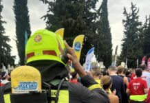 Με ολόκληρο εξοπλισμό πυροσβέστη έτρεξε ο Μάνος Ορφανός απο την Εθ.Ελ.Ο.Δ. Δρυμού, φωτο – βίντεο