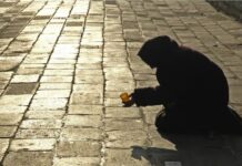 Θεσσαλονίκη: Αυξάνονται οι επαίτες κατά την εορταστική περίοδο