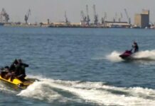 Θεσσαλονίκη: Βόλτα και φιγούρες με jet ski στον Θερμαϊκό