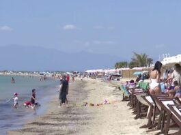 Κορυφώνεται η έξοδος των αδειούχων στα λιμάνια της Αττικής