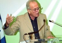 Πέθανε ο πρώην βουλευτής και υπουργός του ΠΑΣΟΚ Χρήστος Ροκόφυλλος
