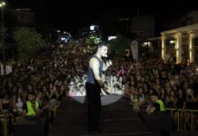Ο κόσμος αγκάλιασε τη «Ζωντανή Αγορά» στο Ωραιόκαστρο με τον Γιώργο Κακοσαίο, βίντεο