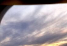 Καιρός: «Μάχη» ήλιου και βοριάδων την Παρασκευή – Πού θα επιμείνουν οι βροχές και τα 7 μποφόρ