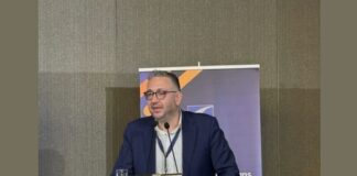 Νέος Κώδικας Αυτοδιοίκησης: Σύγκρουση Τσακίρη και Μπίρμπα για τον Εκλογικό Νόμο
