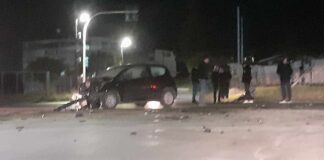 Ωραιόκαστρο: Τροχαίο ατύχημα στη συμβολή των οδών Θερμαϊκού και Συμμαχικής, φωτο
