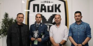 Ο ΠΑΟΚ τίμησε τους ήρωες αστυνομικούς του Ωραιοκάστρου στο γήπεδο της Τούμπας
