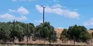 Σοκαριστικό τροχαίο στη Μουδανίων: Άνδρας «απογειώθηκε» με το αμάξι και παρασύρθηκε από δύο οχήματα, βίντεο