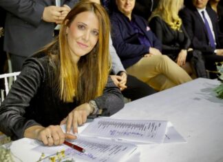 Σάλος στο Ωραιόκαστρο: Καταγγελία πολύτεκνου γονέα για αποκλεισμό μαθητή από τον χορό αποφοίτησης του 2ου ΓΕΛ – Παρέμβαση της Αντιδημάρχου