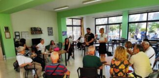 Μάθηση χωρίς ηλικιακά όρια: Ηλικιωμένοι του Δήμου Ωραιοκάστρου «αποφοίτησαν» από τον ψηφιακό κόσμο – Πάνω από 400 αιτήσεις για τη νέα σεζόν