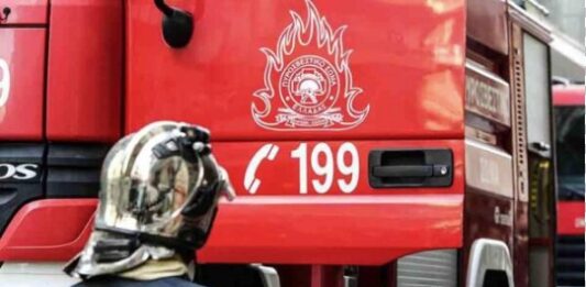 Φωτιά σε χαμηλή βλάστηση στη Βροντού Πιερίας – Σηκώθηκαν εναέρια μέσα