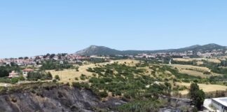 Φωτιά στο Ωραιόκαστρο: Σύσκεψη για την αποτίμηση της καταστροφής – Βίντεο πάνω από την καμένη έκταση