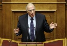 Έφυγε από τη ζωή σε ηλικία 75 ετών ο πρόεδρος της Ένωσης Κεντρώων Βασίλης Λεβέντης