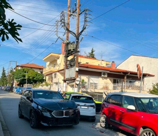 ΤΩΡΑ Τροχαίο ατύχημα στο Ωραιόκαστρο – Μποτιλιάρισμα και καθυστερήσεις λεωφορείων