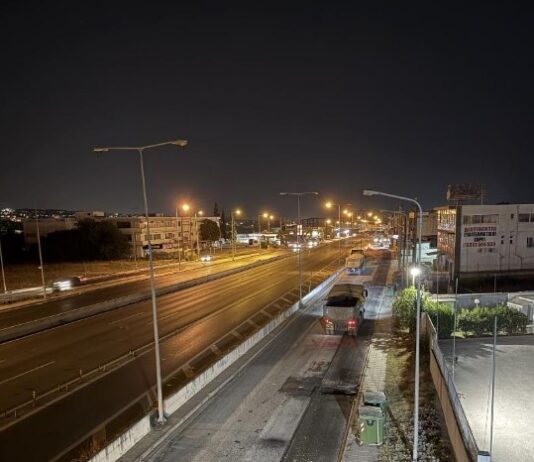 «Λίφτινγκ» στη Λεωφόρο Μ. Θεοδωράκη: Ασφαλτοστρώσεις στο παράπλευρο δίκτυο και ραντάρ ταχύτητας στα σχολεία
